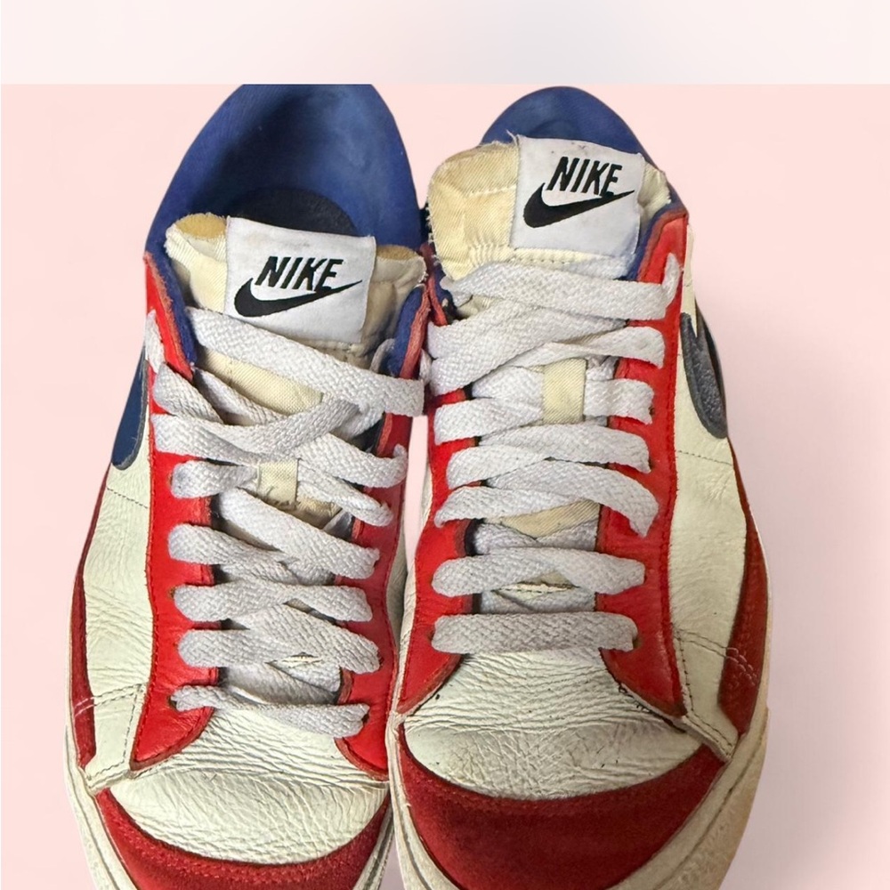 Nike Low Blazer 77 White and Blue Sneakers - Picture 2 of 6
